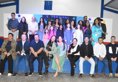 SEMEC com parceria do Trio Alma Sertaneja realiza 1° Festival da Canção Talentos da Nossa Terra Flor do Vale