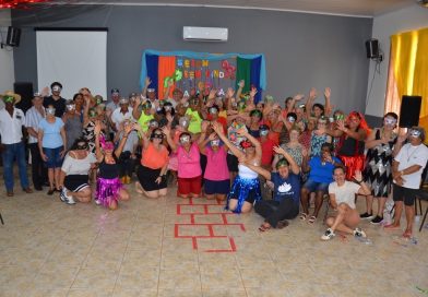 Abertura das atividades do Projeto Conviver é realizada em clima de carnaval