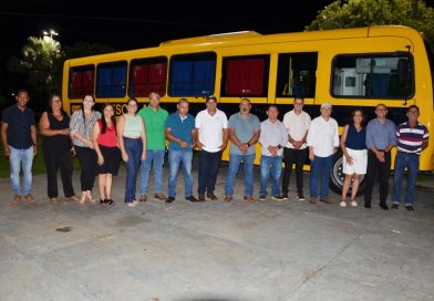 Gestão Municipal entrega mais um ônibus para o transporte escolar