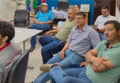 Secretários discutem implantação do ponto eletrônico na Prefeitura de Taquarussu-MS