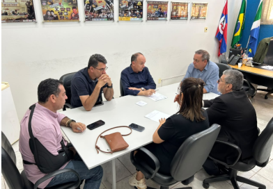 Reunião de alinhamento para as festividades de fim de ano é realizada em Taquarussu