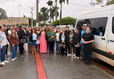 Gestão Municipal disponibiliza periodicamente transporte para as mulheres fazerem exames no Hospital do Amor